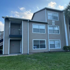 Apartment For Rent near Mall at Millenia