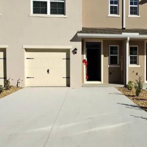 House for rent located in Davenport