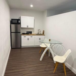 Spacious studio apartment for rent, 7 min sea world and 10 min Epic universe