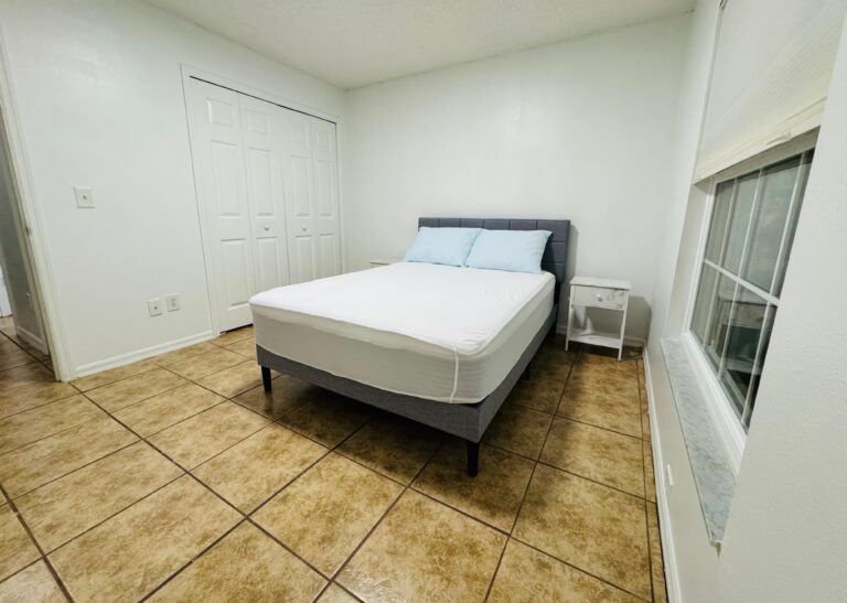 5 Room 1