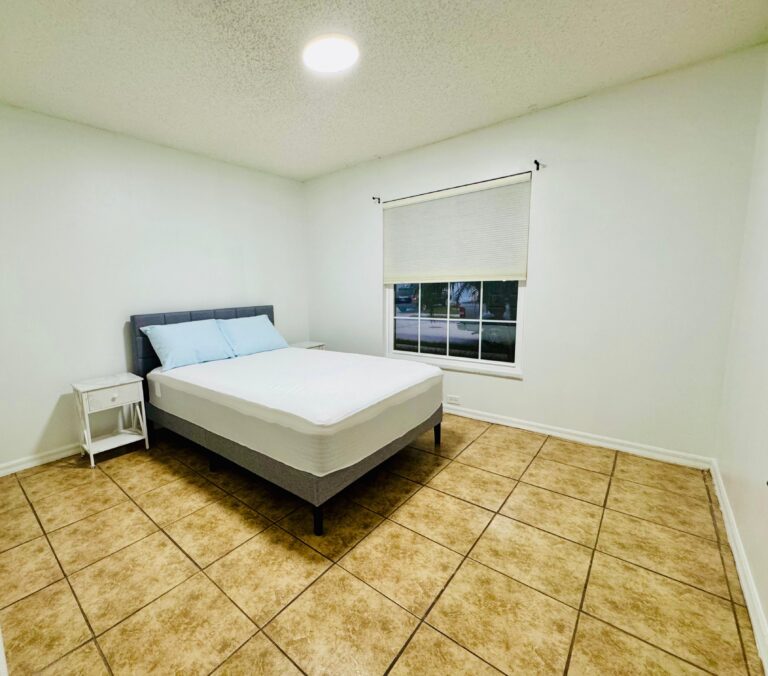 6 Room 1