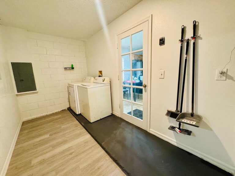 Laundry-1-768x576